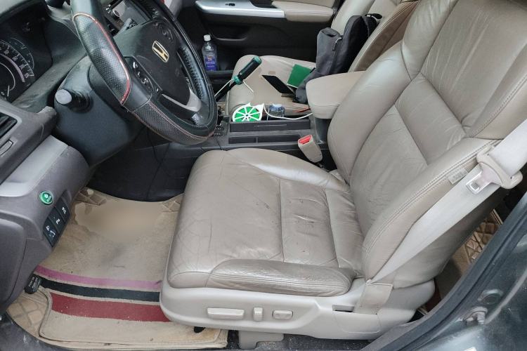 Used Honda CR-V 2013 2.4L four-wheel drive luxury version Left Front Seat