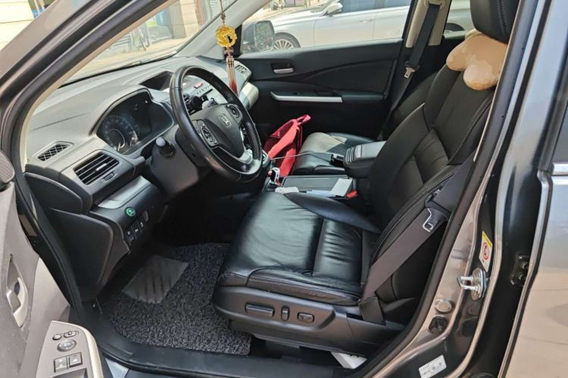 Used Honda CR-V 2013 2.4L four-wheel drive luxury version Left Front Seat