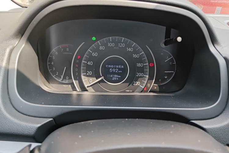 Used Honda CR-V 2013 2.4L four-wheel drive luxury version Odometer Close Up