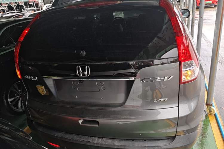 Used Honda CR-V 2013 2.4L two-wheel drive luxury version Rear