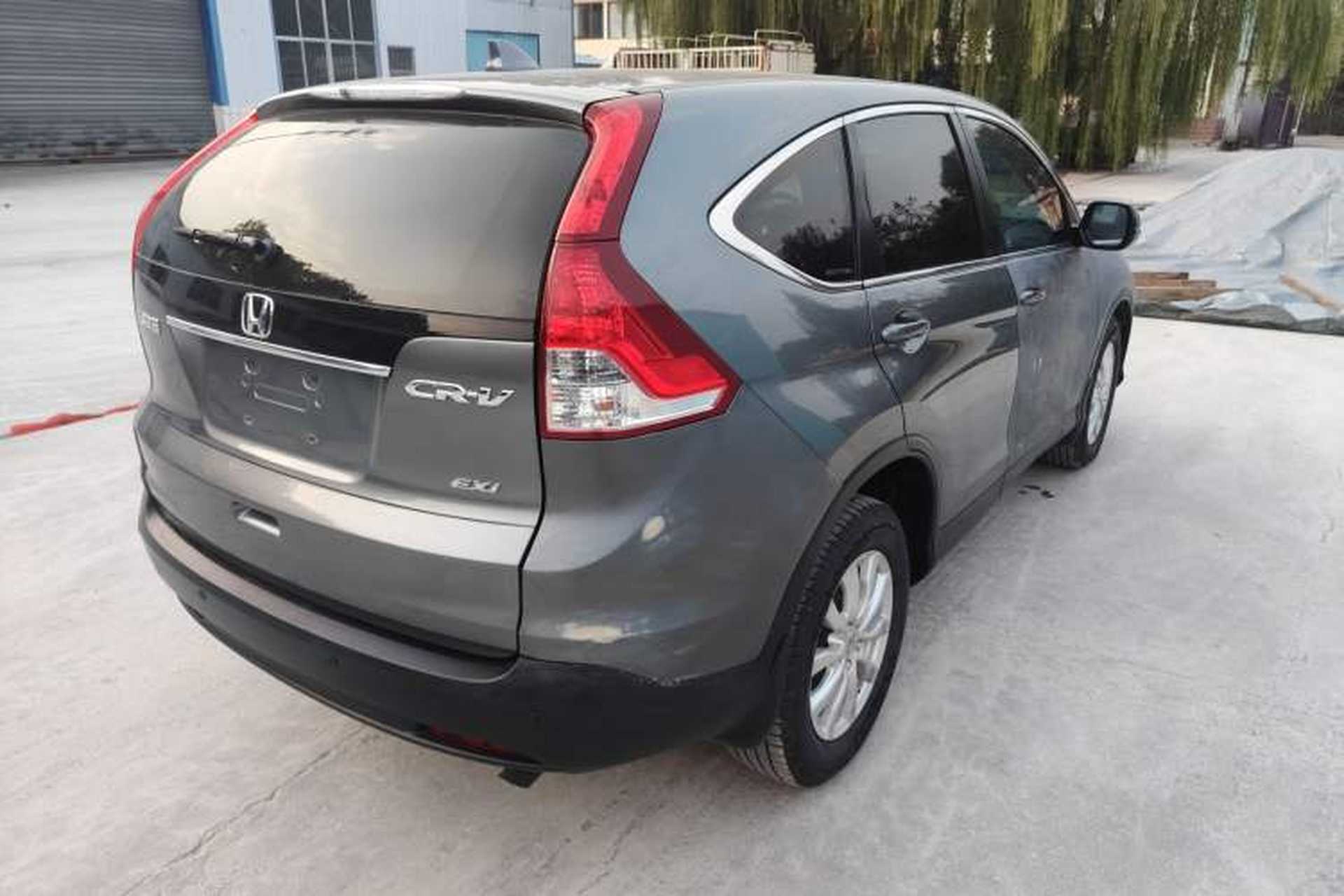Used Honda CR-V 2013 2.0L 2WD Classic Edition Rear Right 45 Deg