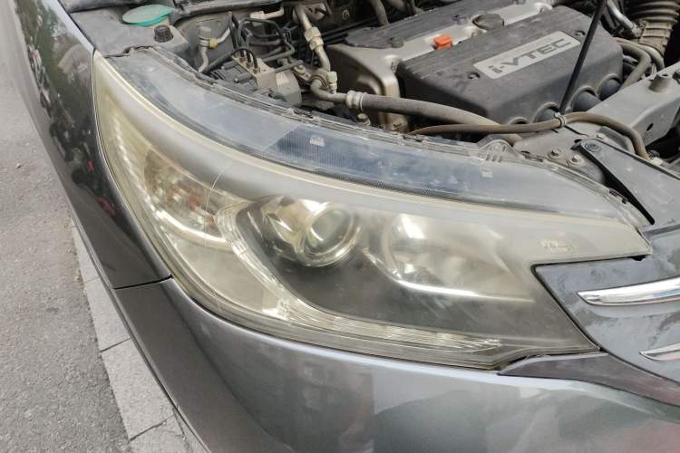 Used Honda CR-V 2013 2.4L four-wheel drive luxury version Right Front Headlight