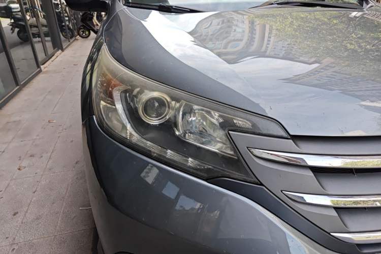 Used Honda CR-V 2013 2.4L two-wheel drive luxury version Right Front Headlight