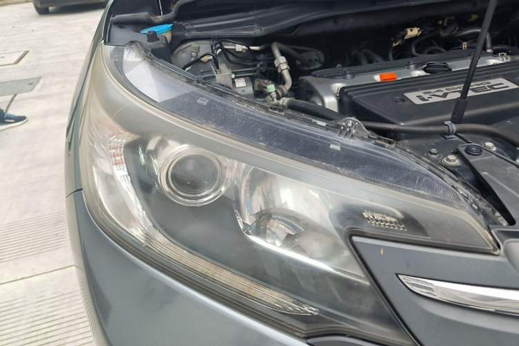 Used Honda CR-V 2013 2.4L four-wheel drive luxury version Right Front Headlight