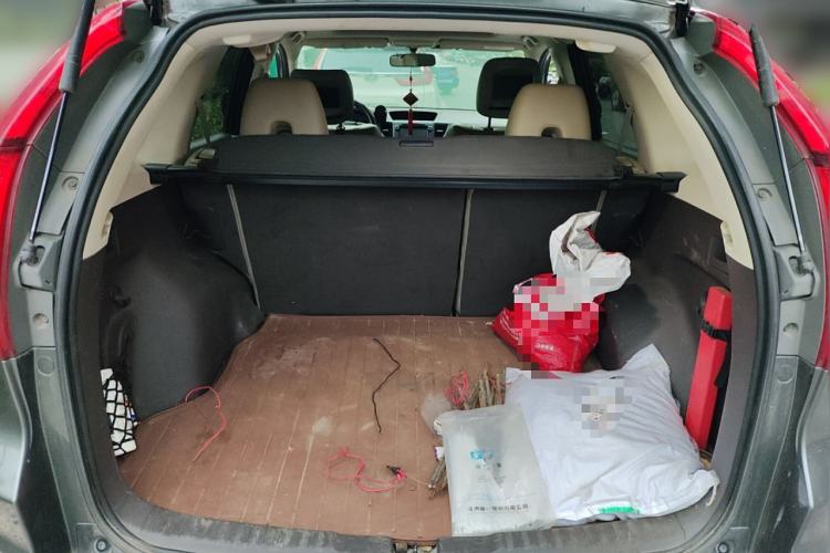 Used Honda CR-V 2013 2.4L four-wheel drive luxury version Trunk
