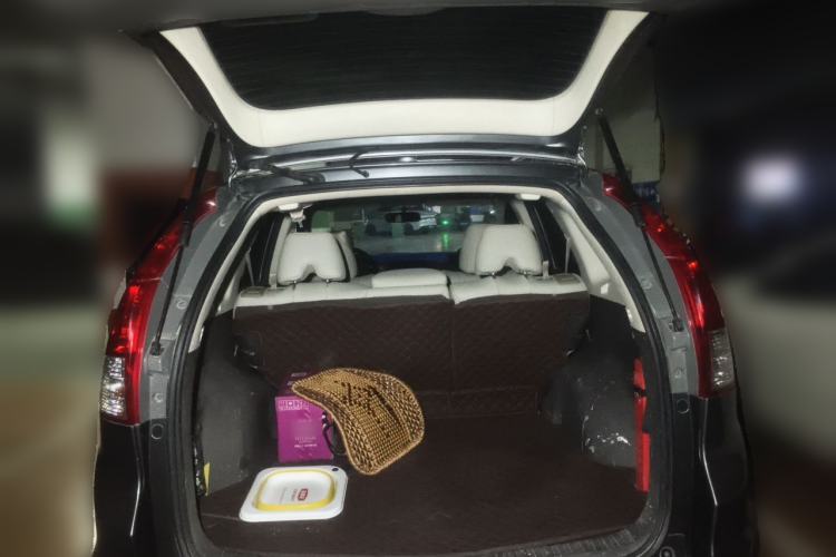 Used Honda CR-V 2013 2.0L Four-wheel Drive Classic Edition Trunk