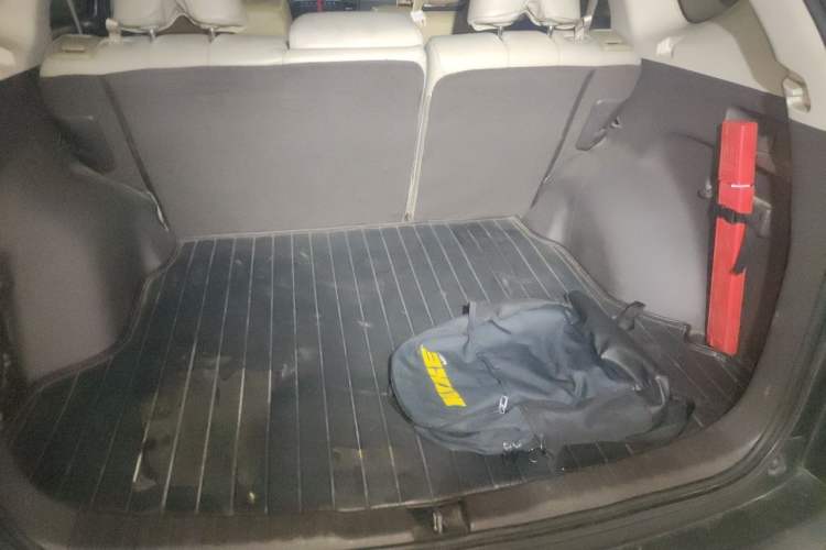 Used Honda CR-V 2013 2.0L 2WD Classic Edition Trunk
