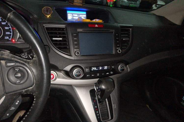 Used Honda CR-V 2013 2.4L two-wheel drive luxury version Audio And AC Panel