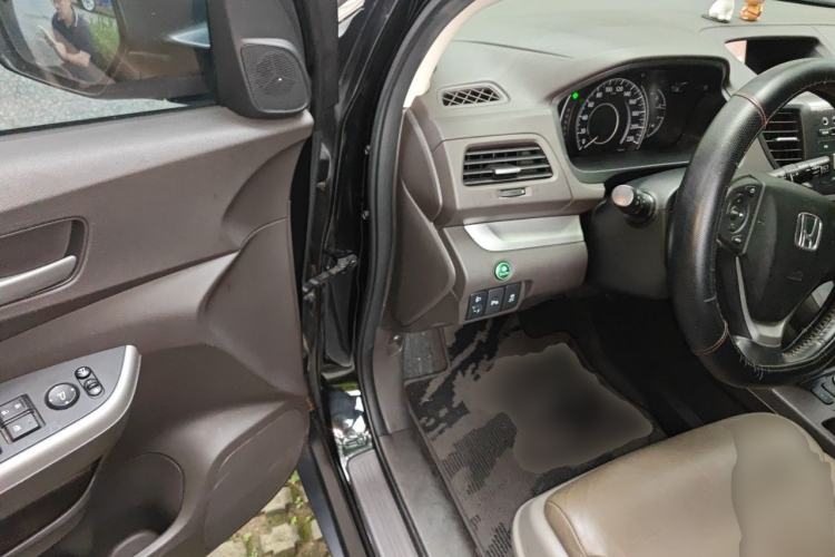 Used Honda CR-V 2013 2.4L two-wheel drive luxury version Driver Seat