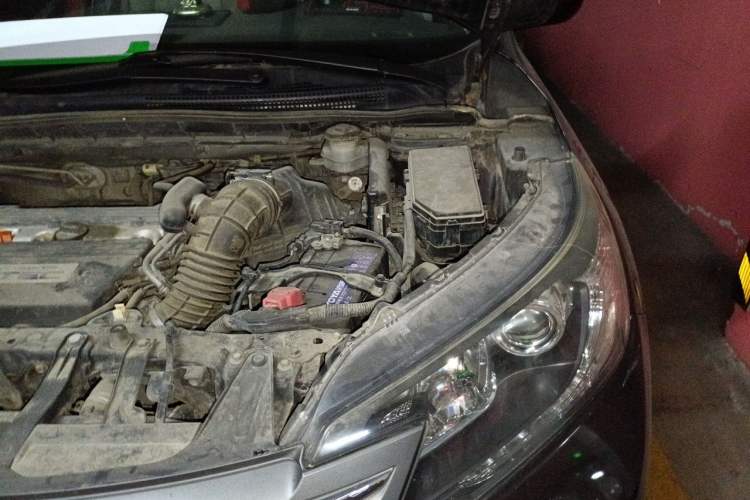 Used Honda CR-V 2013 2.4L four-wheel drive luxury version Engine Bay Left
