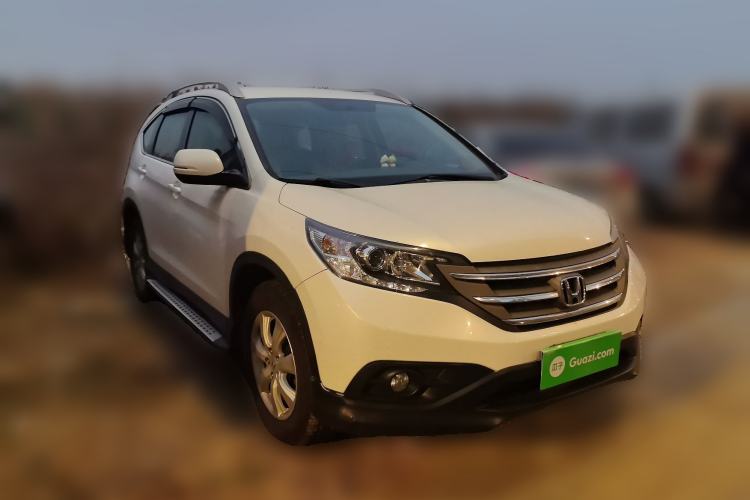 Used Honda CR-V 2013 2.0L 2WD Classic Edition Front Right 45 Deg