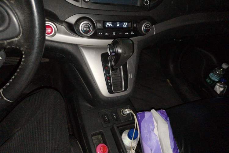 Used Honda CR-V 2013 2.4L two-wheel drive luxury version Gear Lever