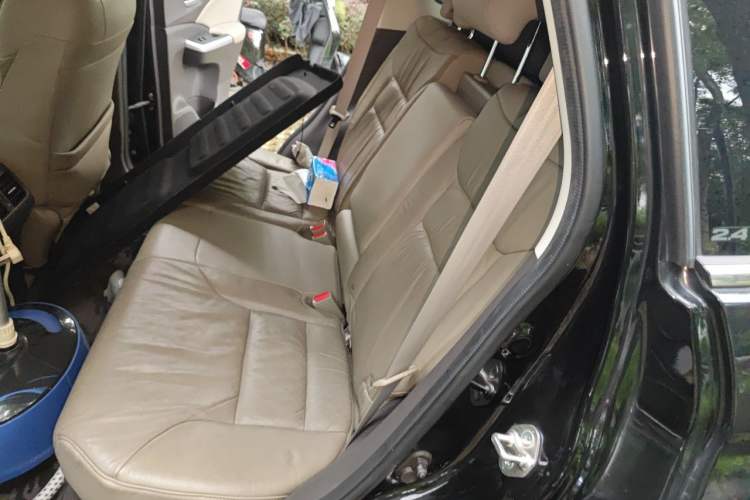 Used Honda CR-V 2013 2.4L two-wheel drive luxury version Left Rear Seat