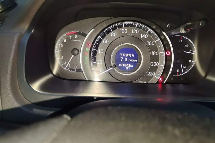 Used Honda CR-V 2013 2.0L 2WD Classic Edition Odometer Close Up