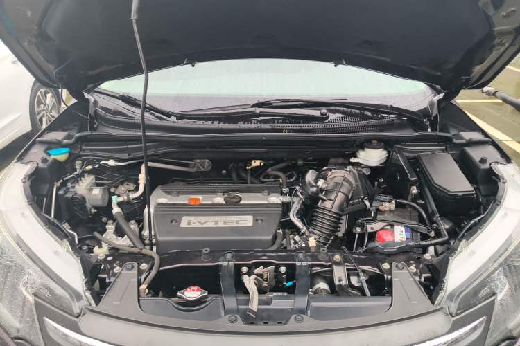 Used Honda CR-V 2013 2.4L four-wheel drive luxury version Engine Bay