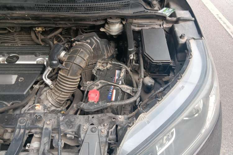 Used Honda CR-V 2013 2.4L four-wheel drive luxury version Engine Bay Left