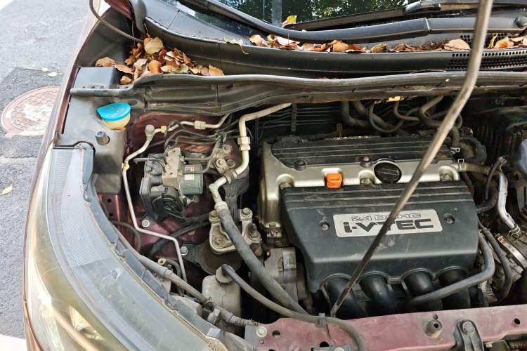 Used Honda CR-V 2013 2.4L two-wheel drive luxury version Engine Bay Right