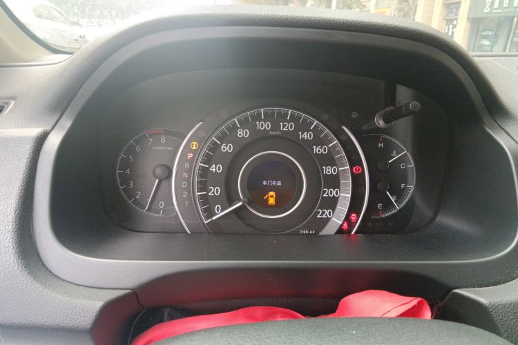 Used Honda CR-V 2013 2.4L four-wheel drive luxury version Instrument Cluster