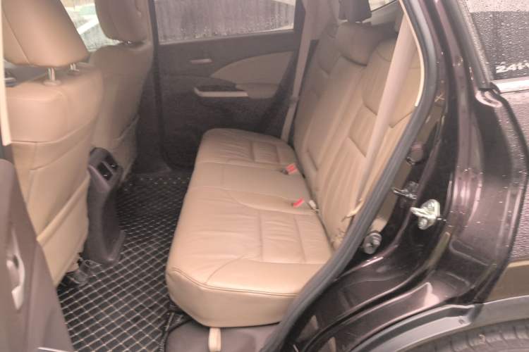 Used Honda CR-V 2013 2.4L four-wheel drive luxury version Left Rear Seat
