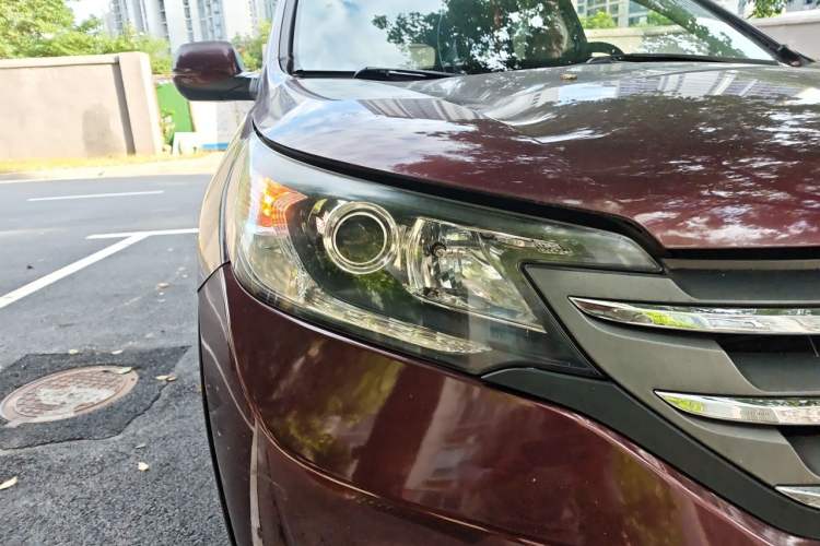 Used Honda CR-V 2013 2.4L two-wheel drive luxury version Right Front Headlight