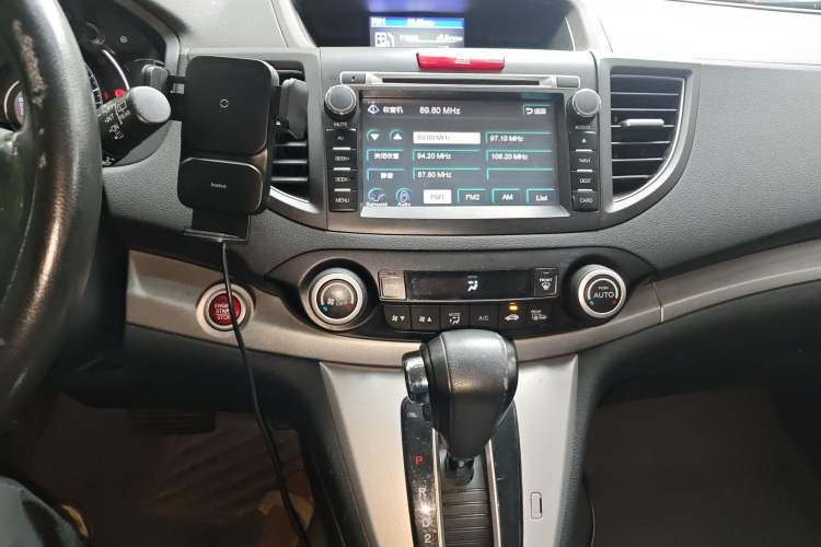 Used Honda CR-V 2013 2.4L two-wheel drive luxury version Audio And AC Panel