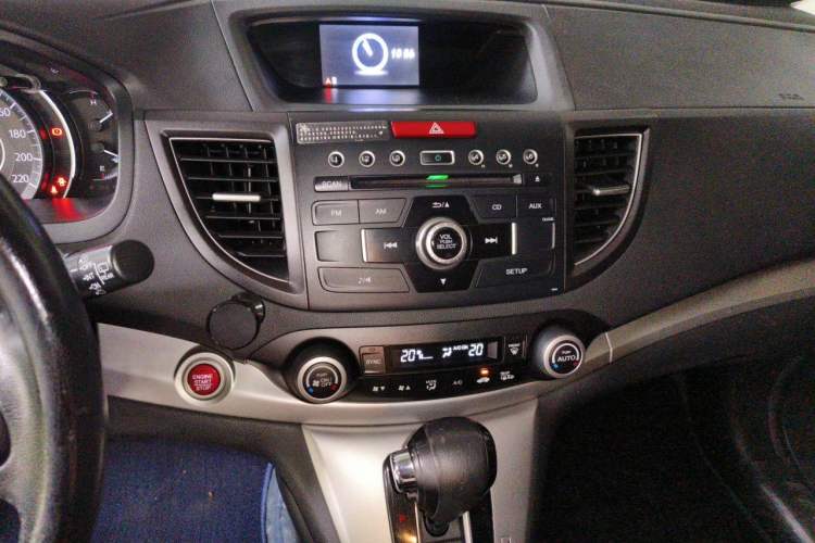 Used Honda CR-V 2013 2.4L four-wheel drive luxury version Audio And AC Panel