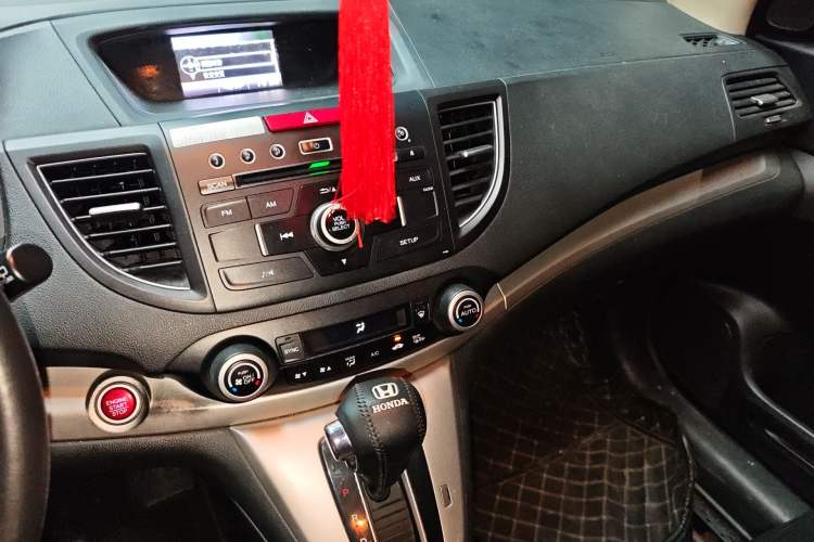 Used Honda CR-V 2013 2.4L two-wheel drive luxury version Audio And AC Panel