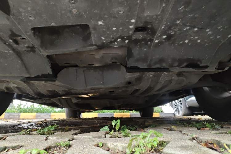 Used Honda CR-V 2013 2.4L two-wheel drive luxury version Chassis Front