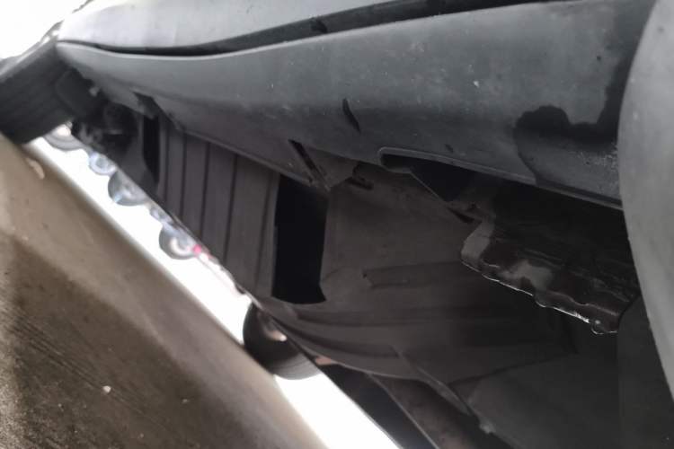 Used Honda CR-V 2013 2.4L two-wheel drive luxury version Chassis Front Right