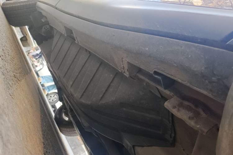 Used Honda CR-V 2013 2.4L four-wheel drive luxury version Chassis Front Right