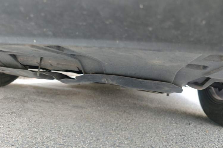Used Honda CR-V 2013 2.4L four-wheel drive luxury version Chassis Front