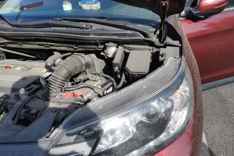 Used Honda CR-V 2013 2.4L two-wheel drive luxury version Engine Bay Left