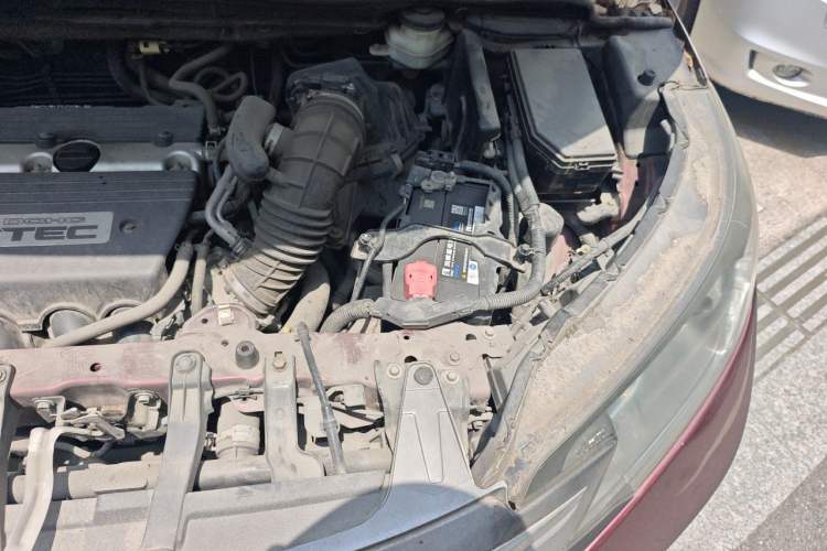 Used Honda CR-V 2013 2.4L four-wheel drive luxury version Engine Bay Left