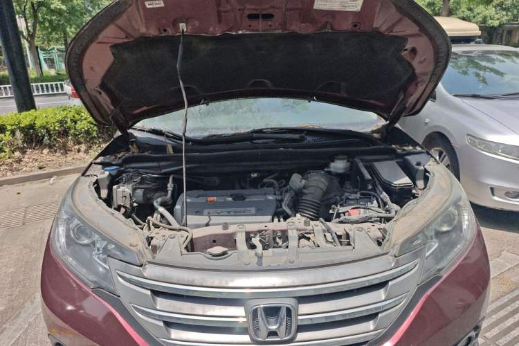 Used Honda CR-V 2013 2.4L four-wheel drive luxury version Engine Bay