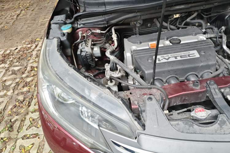 Used Honda CR-V 2013 2.4L two-wheel drive luxury version Engine Bay Right