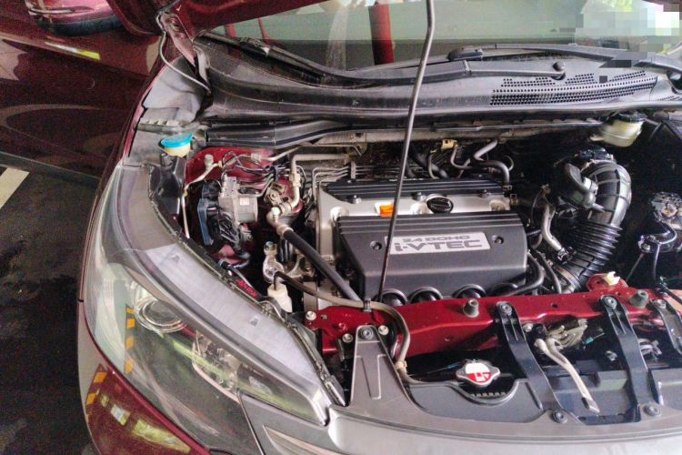 Used Honda CR-V 2013 2.4L four-wheel drive luxury version Engine Bay Right