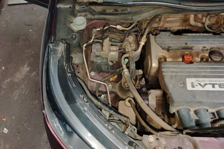 Used Honda CR-V 2013 2.4L two-wheel drive luxury version Engine Bay Right
