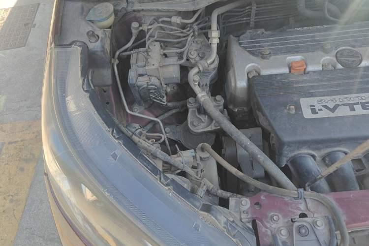 Used Honda CR-V 2013 2.4L two-wheel drive luxury version Engine Bay Right