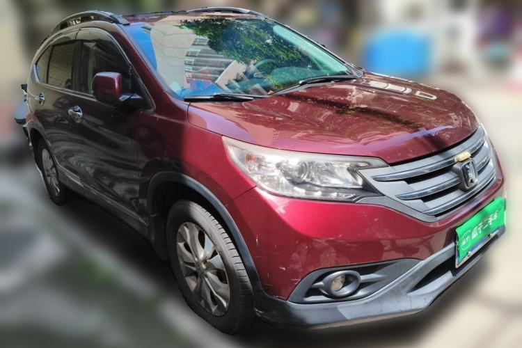 Used Honda CR-V 2013 2.4L two-wheel drive luxury version Front Right 45 Deg