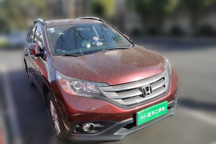 Used Honda CR-V 2013 2.4L two-wheel drive luxury version Front Right 45 Deg