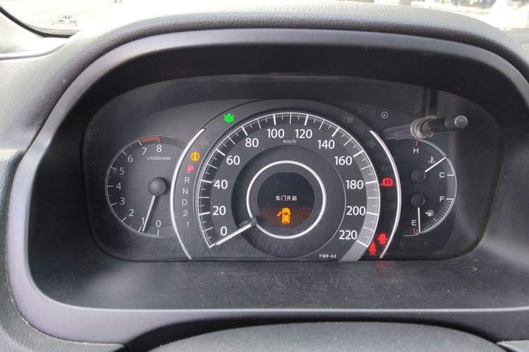 Used Honda CR-V 2013 2.4L four-wheel drive luxury version Instrument Cluster