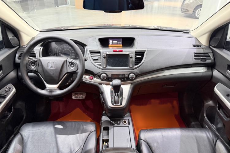 Used Honda CR-V 2013 2.4L four-wheel drive luxury version Interior 1