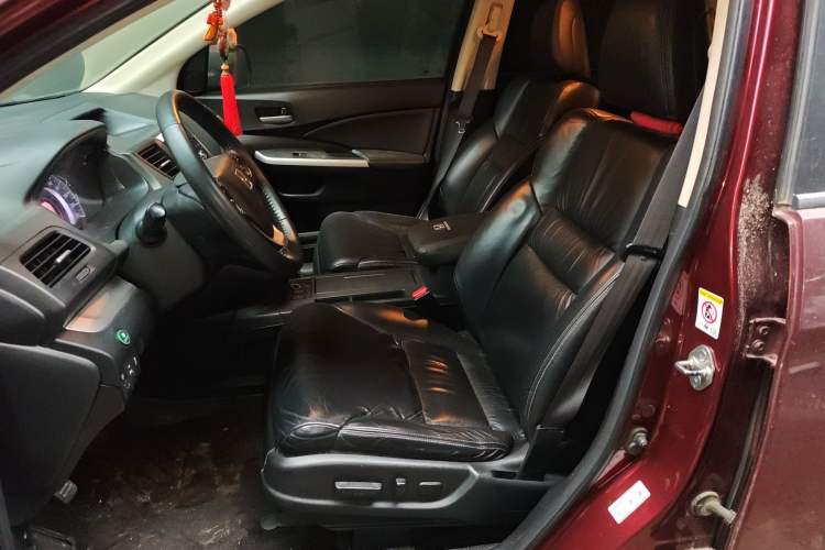Used Honda CR-V 2013 2.4L two-wheel drive luxury version Left Front Seat