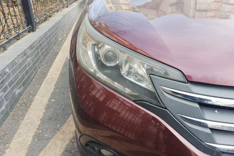 Used Honda CR-V 2013 2.4L four-wheel drive luxury version Right Front Headlight