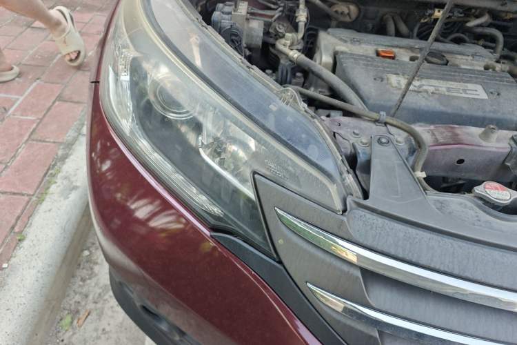 Used Honda CR-V 2013 2.4L four-wheel drive luxury version Right Front Headlight