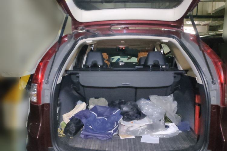Used Honda CR-V 2013 2.4L two-wheel drive luxury version Trunk