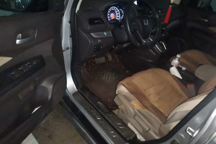 Used Honda CR-V 2013 2.0L 2WD Classic Edition Driver Seat
