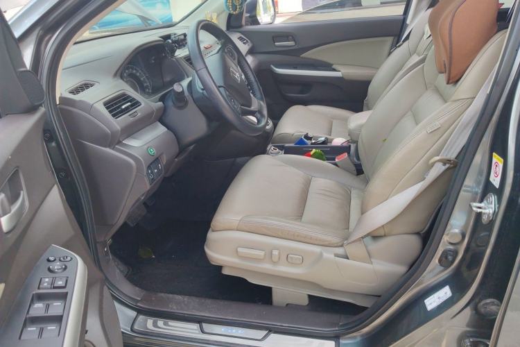 Used Honda CR-V 2013 2.4L two-wheel drive luxury version Driver Seat