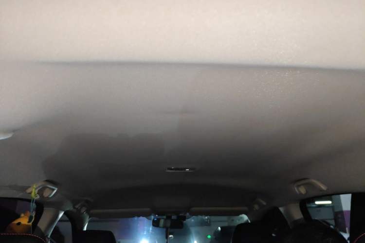 Used Honda CR-V 2013 2.0L 2WD Classic Edition Headliner