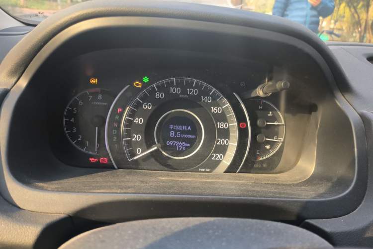 Used Honda CR-V 2013 2.4L four-wheel drive luxury version Instrument Cluster